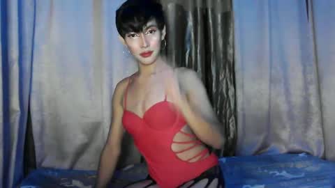 Miss Sweet LUNA 3 online show from December 13, 1:22 pm