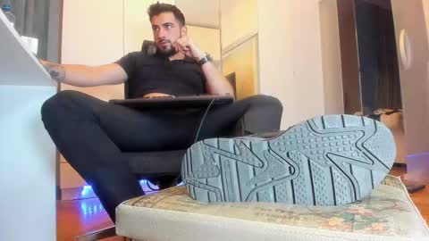 Snapshot of master9four chatting on October 11, 11:08 pm Matthew online show from October 11, 11:08 pm