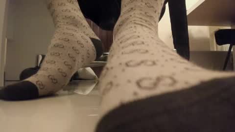 Snapshot of master9four chatting on February 20, 3:23 am Matthew online show from February 20, 3:23 am