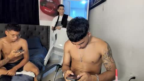 master_boy28 online show from April 26, 4:54 am