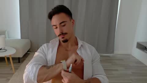 master_lukass online show from May 11, 2:13 pm