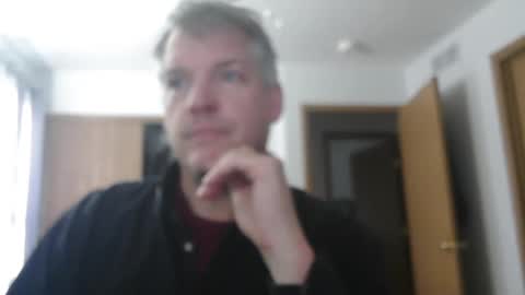 Snapshot of master_thorn chatting on January 15, 4:11 pm Master Thorn online show from January 15, 4:11 pm