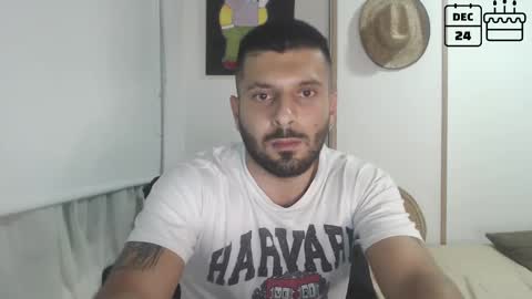 Snapshot of masterofinfatuation chatting on December 22, 3:22 am   online show from December 22, 3:22 am