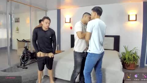 Team Cris Darwin- Fernando- Stiven- David online show from November 8, 11:46 am