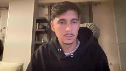 Aaron online show from December 19, 11:00 pm