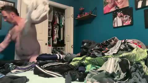 Jer and Kel online show from November 24, 4:49 pm