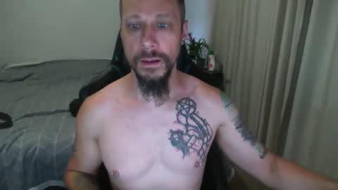 Snapshot of matchy666 chatting on February 16, 7:27 pm Matchy online show from February 16, 7:27 pm