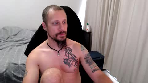 Snapshot of matchy666 chatting on March 12, 5:46 am Matchy online show from March 12, 5:46 am