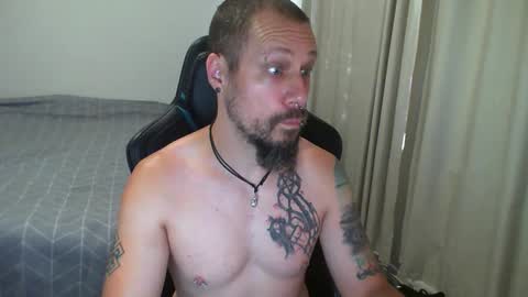 Snapshot of matchy666 chatting on February 17, 8:27 pm Matchy online show from February 17, 8:27 pm