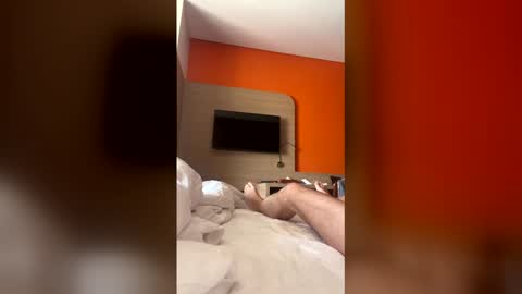 matej_cauci online show from April 6, 3:04 am