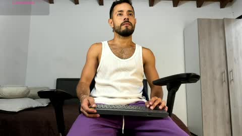 Mateo Baer online show from April 4, 12:23 pm