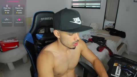 Matt online show from October 11, 8:45 pm