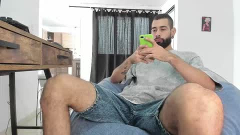 Matheus     online show from February 24, 6:22 pm