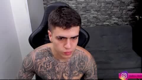 Mathew Independent model online show from April 8, 4:59 am