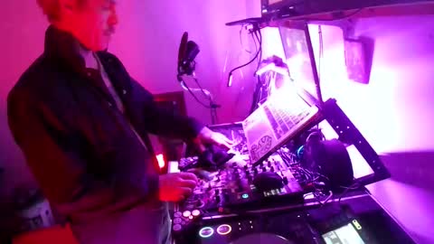 mattiedee369 online show from February 28, 9:24 am