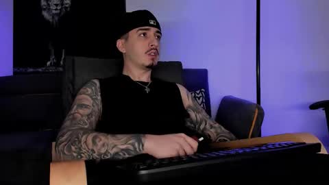 Matt online show from December 20, 8:21 am