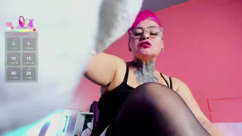 mature_hardcore online show from February 24, 5:10 am