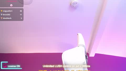 Snapshot of mature_london chatting on October 21, 7:50 pm MATURE LONDON online show from October 21, 7:50 pm