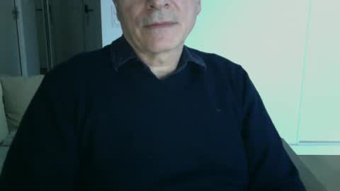 Snapshot of maturehotman chatting on December 23, 3:11 pm maturehotman online show from December 23, 3:11 pm
