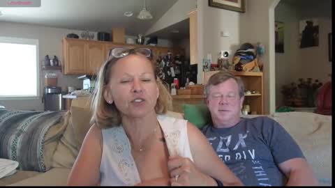 Snapshot of matureluvin chatting on September 25, 10:39 pm JustUs online show from September 25, 10:39 pm