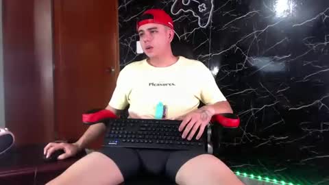 Matias online show from February 17, 4:06 pm