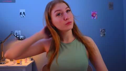 maureencoombs online show from November 14, 4:25 am