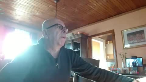 Maurice online show from February 21, 9:00 pm