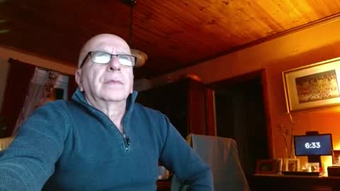 Maurice online show from February 20, 11:32 pm