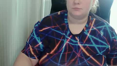 Snapshot of mavka2025 chatting on October 13, 7:21 am Mavka2025 online show from October 13, 7:21 am