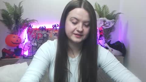 MavkaCute online show from October 22, 6:20 pm