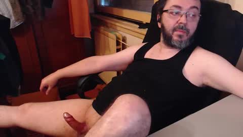 Max online show from October 12, 6:50 am