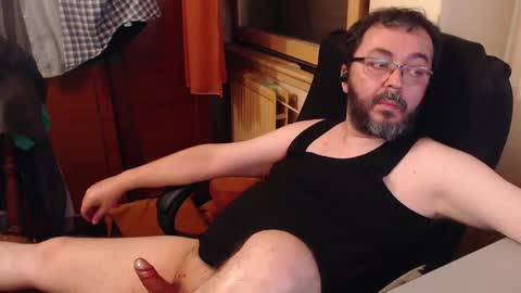 Max online show from September 15, 7:04 pm