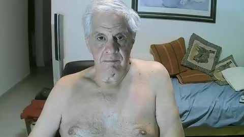 max_2017 online show from December 5, 3:09 am