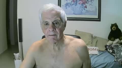 max_2017 online show from October 3, 2:21 am