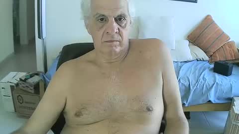 max_2017 online show from February 20, 9:09 pm