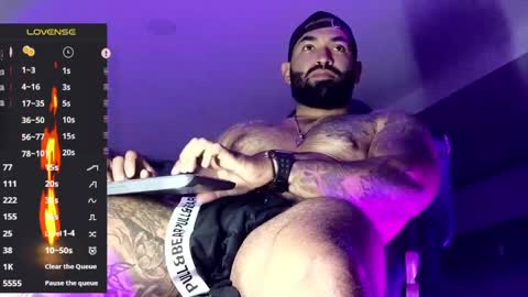 max__prada online show from April 12, 2:04 am