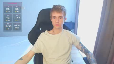 Snapshot of max_gen chatting on March 3, 11:33 am Max Gen with tats 24years And Ethan without tats 20 years online show from March 3, 11:33 am