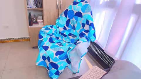 max_love25 online show from March 29, 10:11 pm