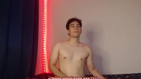 max_snow1616 online show from February 14, 4:32 pm