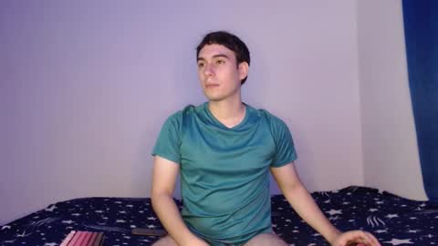 max_snow1616 online show from December 5, 6:27 pm