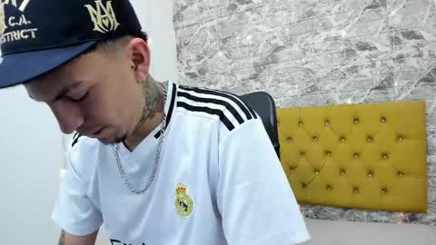 max_sstteel online show from April 25, 1:24 pm