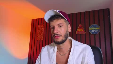 Max Taylor online show from October 18, 9:41 pm