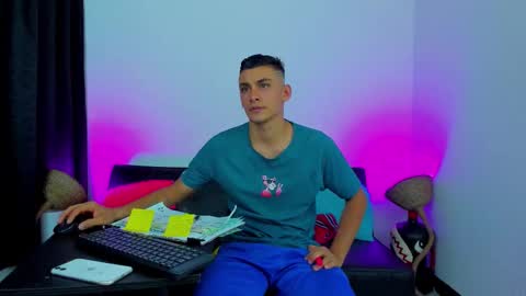 MAX     online show from February 15, 7:43 am