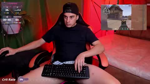 Maximiliano online show from November 19, 9:46 pm