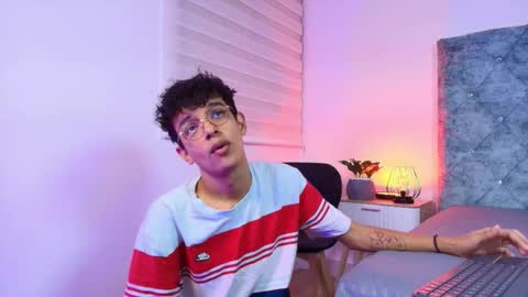 M A X F R O S T   online show from January 8, 7:20 pm