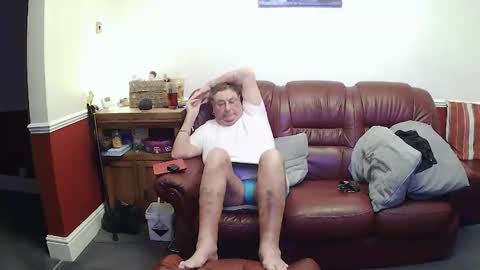 MAX online show from March 10, 11:51 pm