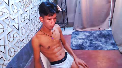 Reyn online show from February 9, 2:18 pm