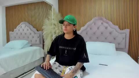 Maxi online show from June 22, 11:23 pm