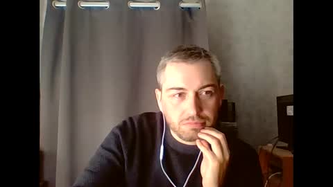 Maxime online show from February 7, 2:42 pm