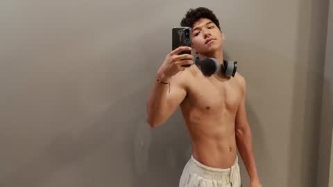 Maximiliano online show from July 20, 12:51 pm